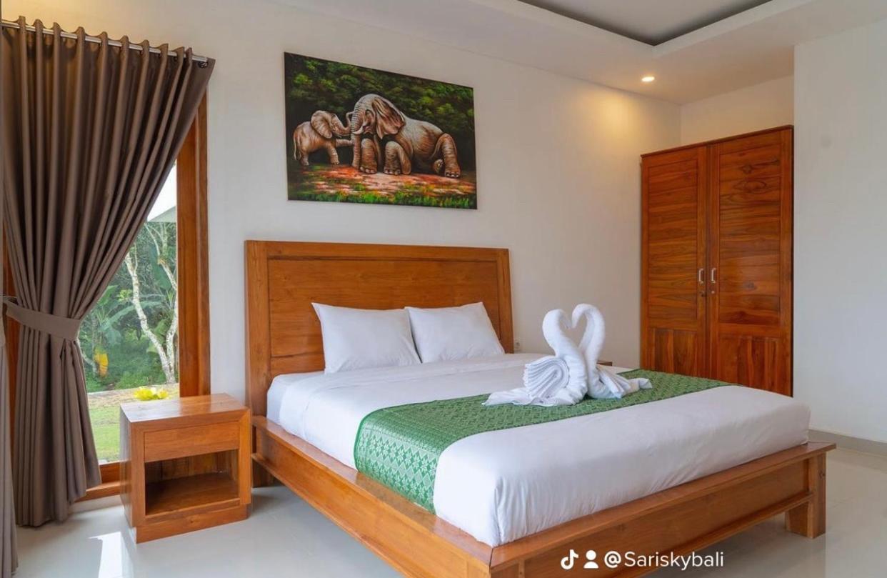 Hotel Sari Sky Bali Kubupenlokan Exterior foto